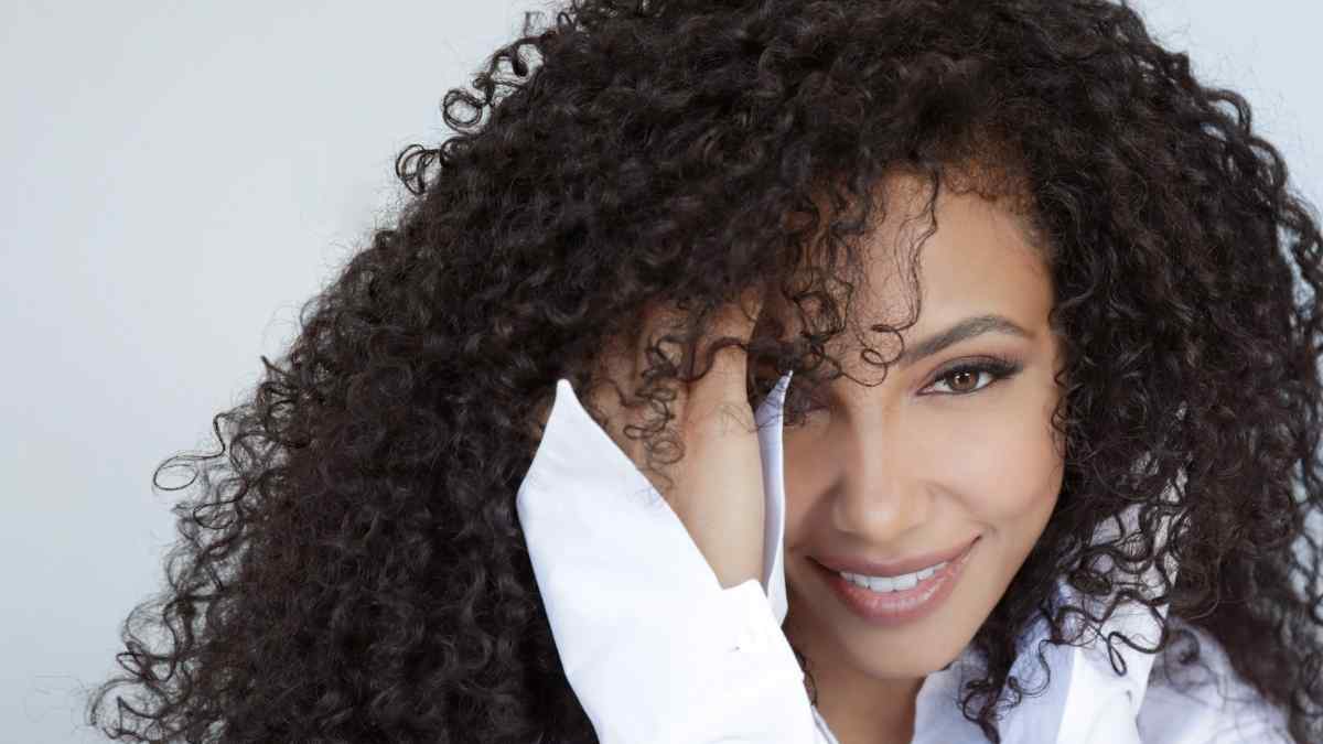 Mental Health Scholarship Honors Cheslie Kryst's Legacy