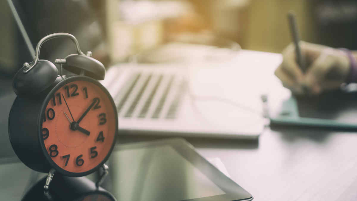 How Do State Overtime Pay Rules Differ from Federal Law?