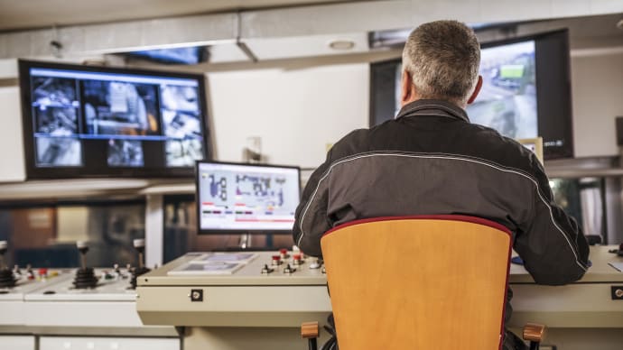 computer related jobs details and qualifications top it jobs in demand for future