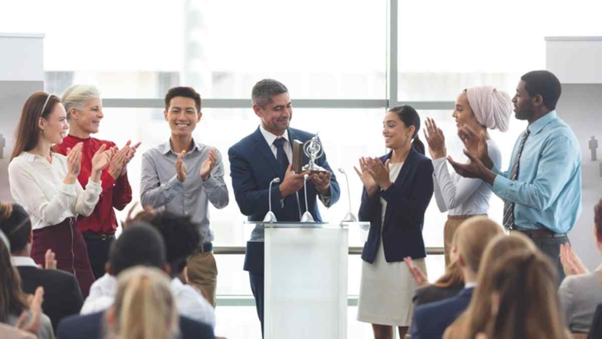 How Flexible Rewards Programs Boost Employee Engagement