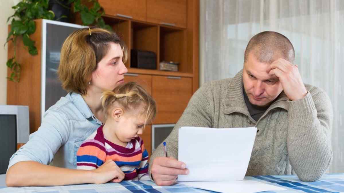 Designing Benefit Campaigns For Employees Struggling To Make Ends Meet