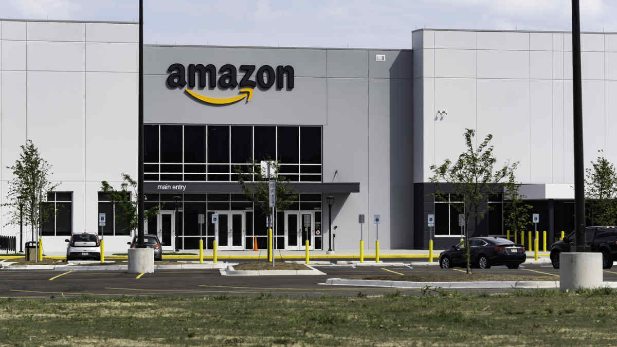 Workers Seeking to Unionize Amazon Facility Allege Labor Law Violations